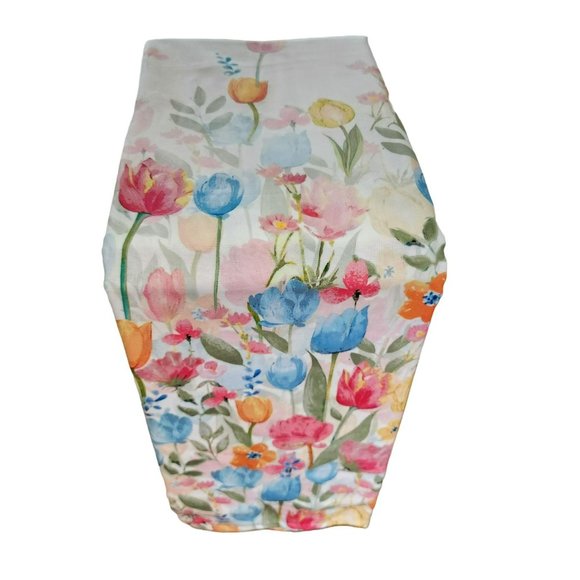 Nicole Miller Pastel Tulips Tablecloth 60x84in Oblong - Picture 2 of 11